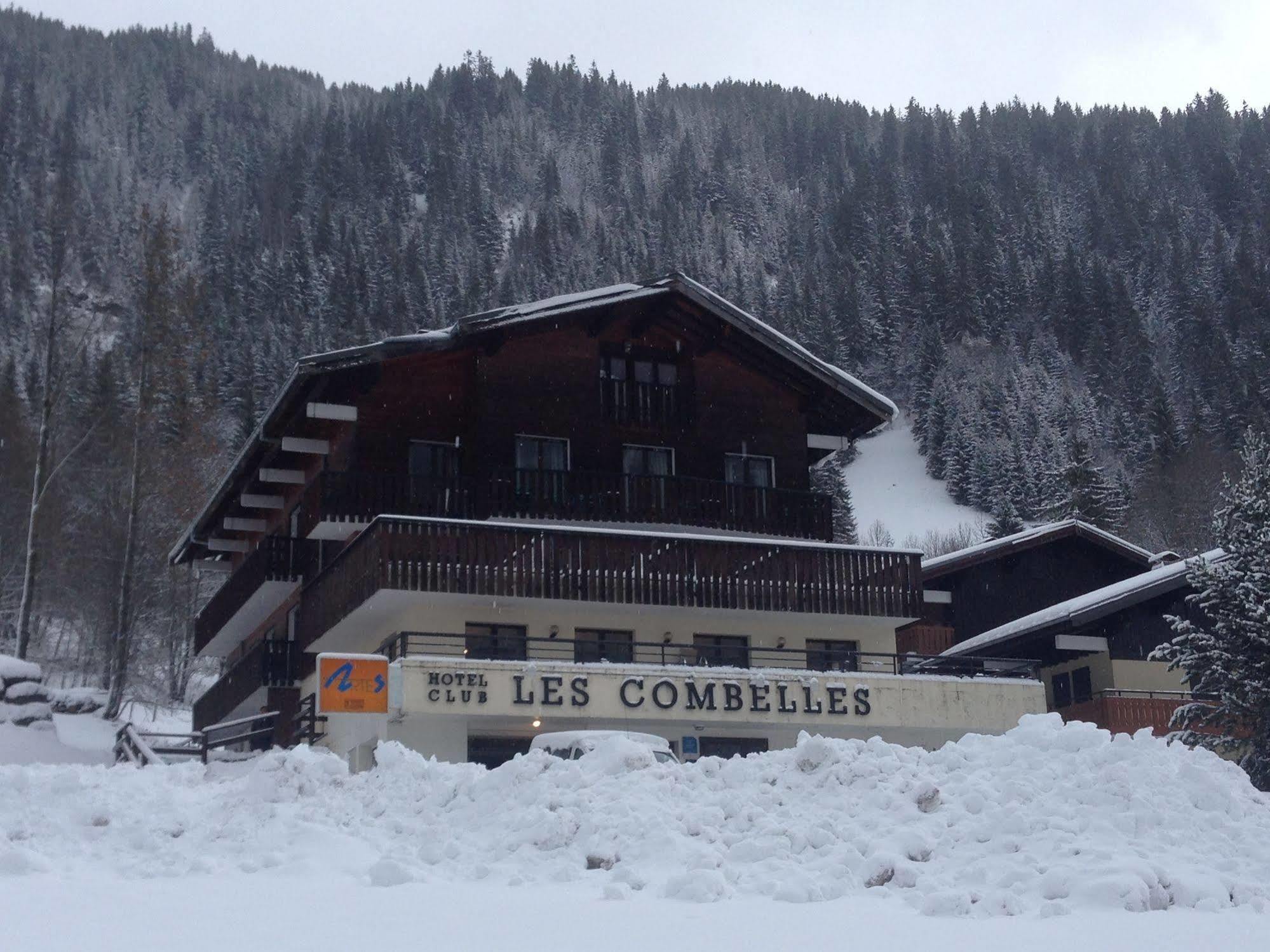 Hotel Les Combelles Châtel Exteriör bild